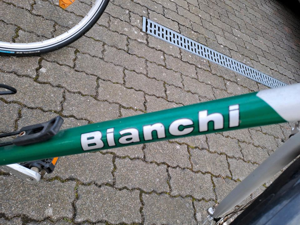 2 Bianchi Fahrräder in Breckerfeld