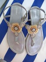 Sandalen, neuwertig, Gr. 39, Strass, Perlen Schleswig-Holstein - Flensburg Vorschau