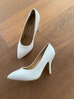 Pumps/ Brautschuhe weiß Gr. 38 -NEU € 15,-- Bayern - Dietmannsried Vorschau