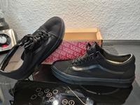 Vans Schwarz 42,5 Nordrhein-Westfalen - Krefeld Vorschau