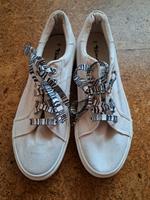 Schuhe Tamaris gr. 40 mit 2 Paar Schnürsenkel Baden-Württemberg - Schorndorf Vorschau