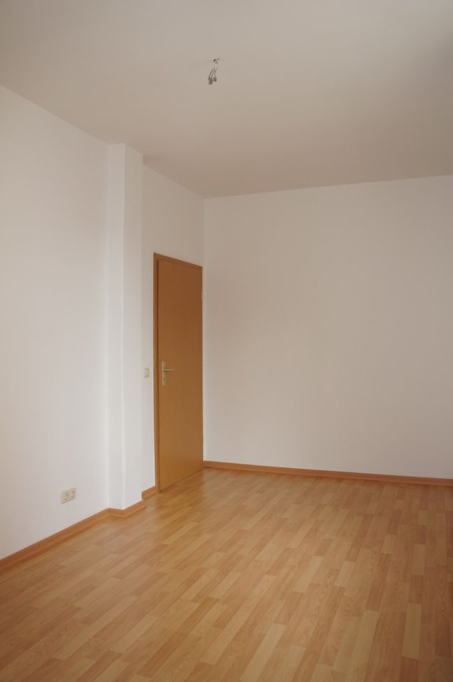 sofort verfügbar: geräumige 3-Raum-Wohnung mit Balkon in Zwickau