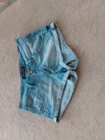 Damen shorts Gr.S Levi's jeans Bayern - Frammersbach Vorschau