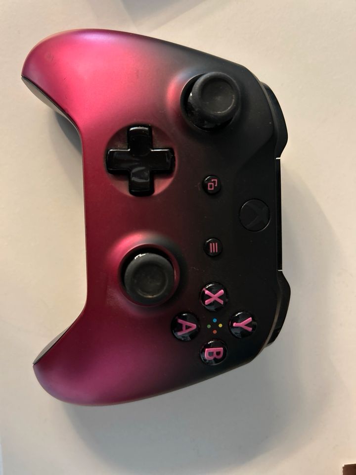 Faded  X Box one Controller in Pegnitz