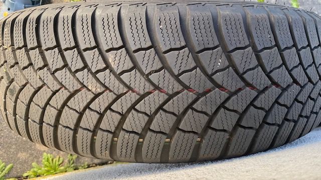 4 Winterräder Bridgestone Seat Leon, VW 195/65R15 auf Alufelgen in Gaggenau