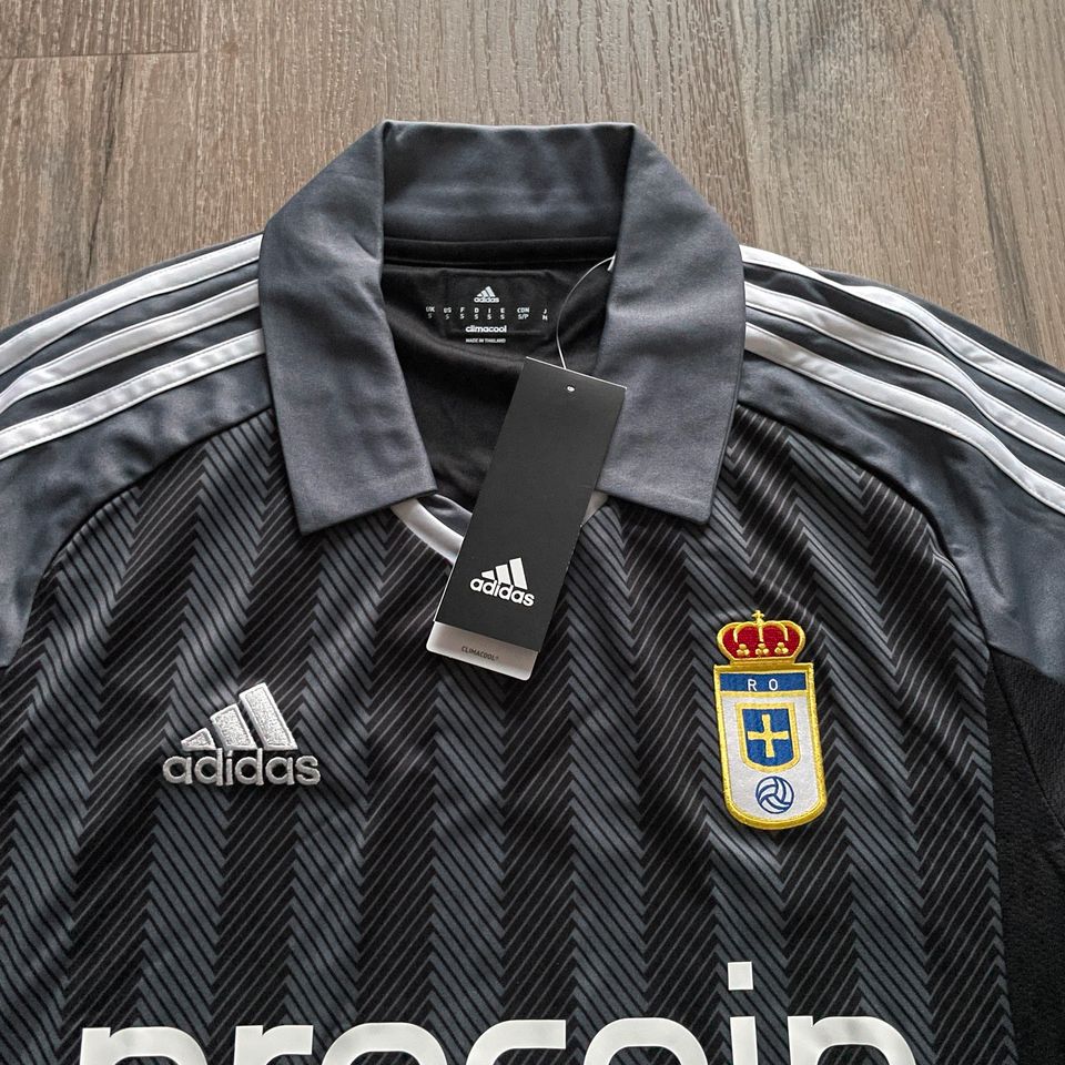 Neu original Adidas Real Oviedo Trikot la Liga Spanien S small in Wangerland