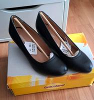 Schwarze Keilpumps 36 Damen Graceland glänzend Originalverpackung München - Allach-Untermenzing Vorschau