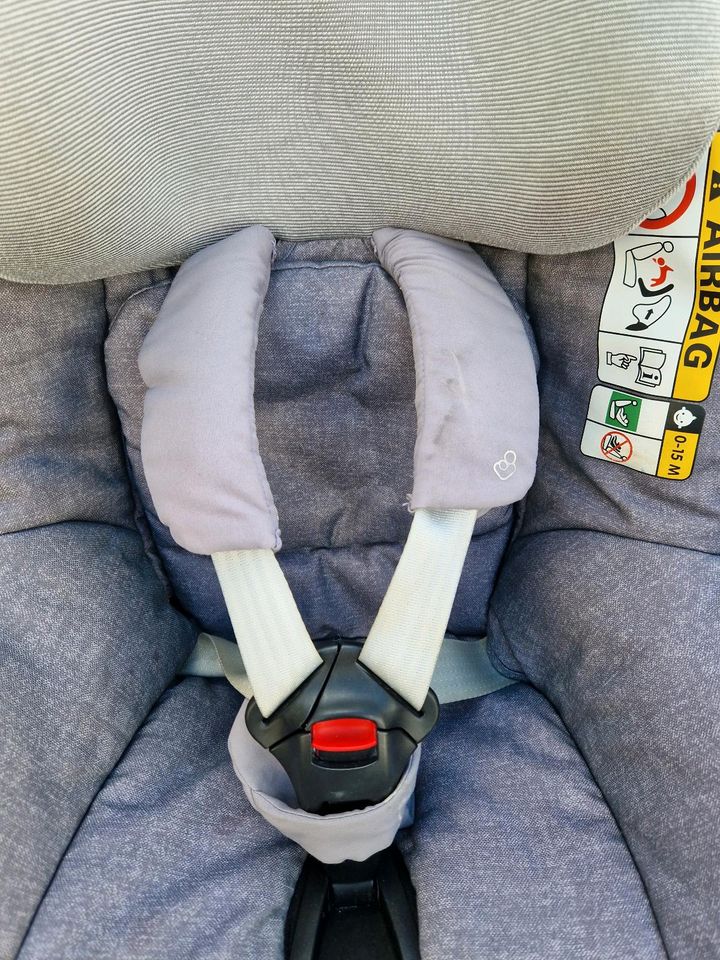 Maxi Cosi Pebble Plus Set und 2Way Pearl Sitz in Mörfelden-Walldorf