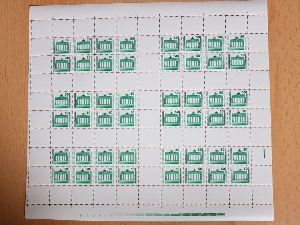 Briefmarken DDR 1990, 2x MHB 20L und 21L, postfrisch in Zweenfurth