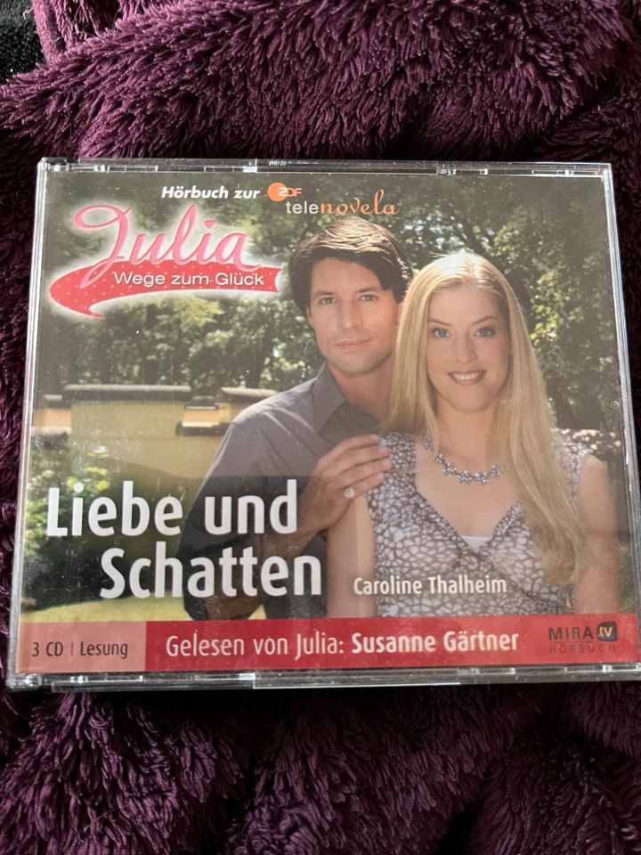 Hörbuch Julia Wege zum Glück liebe und Schatten in Bienenbüttel