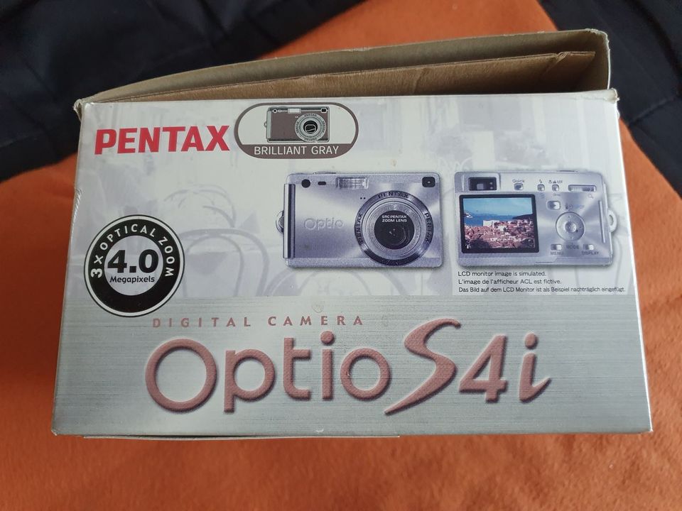 Optio S4i Pentax-Kamera in Berlin