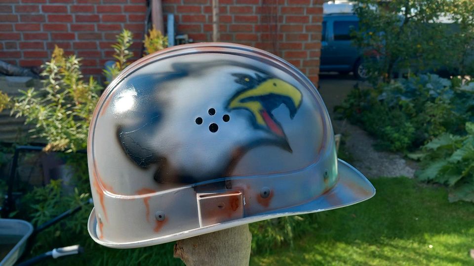 Airbrush Bauhelm in Ganderkesee