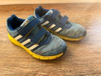 Adidas Kinderschuhe Sportschuhe UK 13,5 Größe 31 Brandenburg - Nordwestuckermark Vorschau