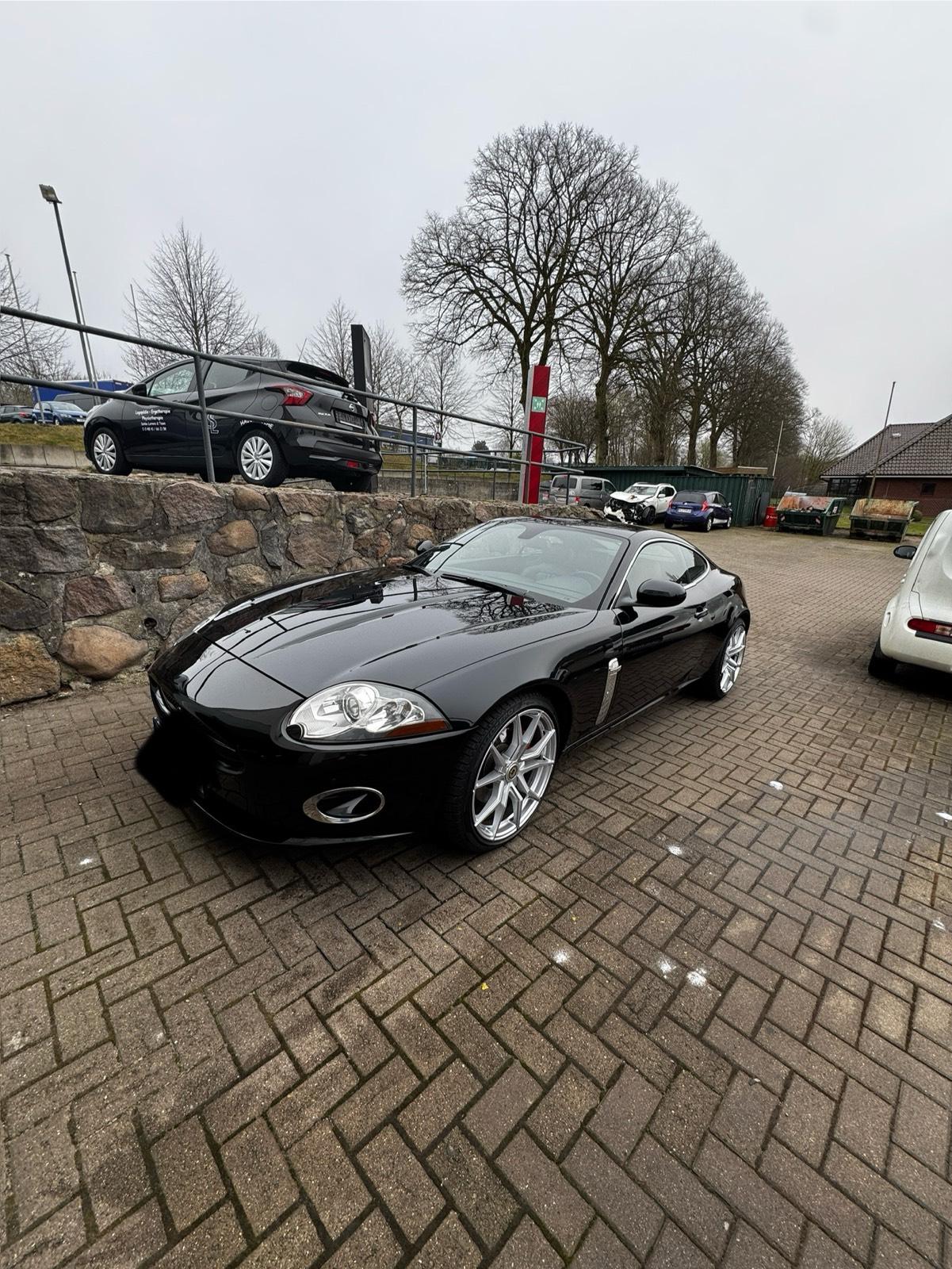 Abbildung des Autos Jaguar XK 3.5 | TÜV Neu