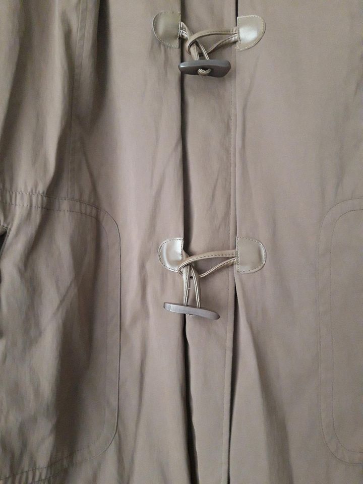 Jacke Dufflecoat wattiert braun Gr. 52 in Hof (Saale)