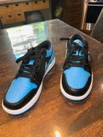 Nike Jordan Low Bayern - Saal Vorschau