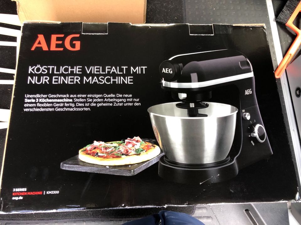 AEG Küchenmaschine KM3300 Neu und OV in Mainz