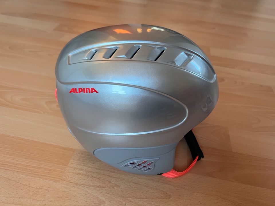 Skihelm von Alpina, Größe 51-55 in Hermsdorf bei Ruhland