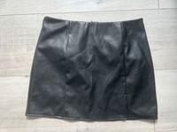 Only Leder Minirock Gr. M schwarz Niedersachsen - Wirdum Vorschau