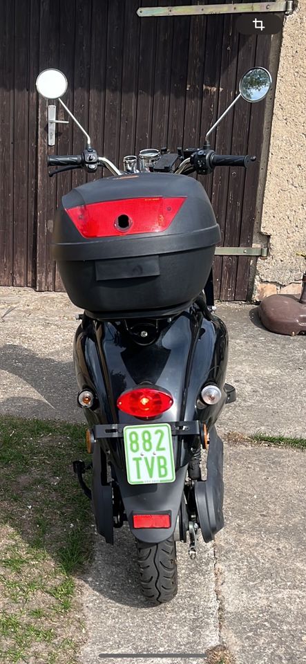 Nova Motors Roller Moped Elektroroller eretrostar in Berlin