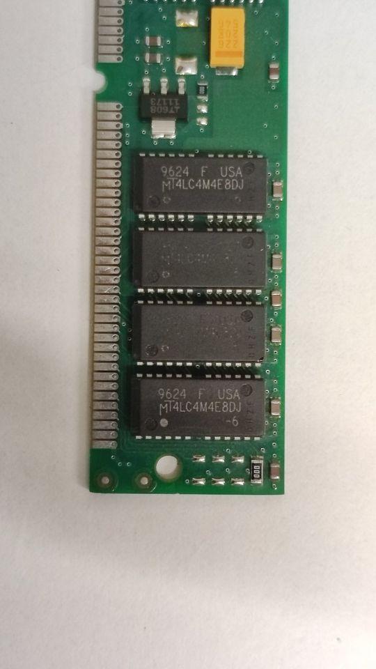 16 MB 60ns EDO RAM 72-pin PS2 SIMM Micron MT8D432M-6X in Haibach Unterfr.