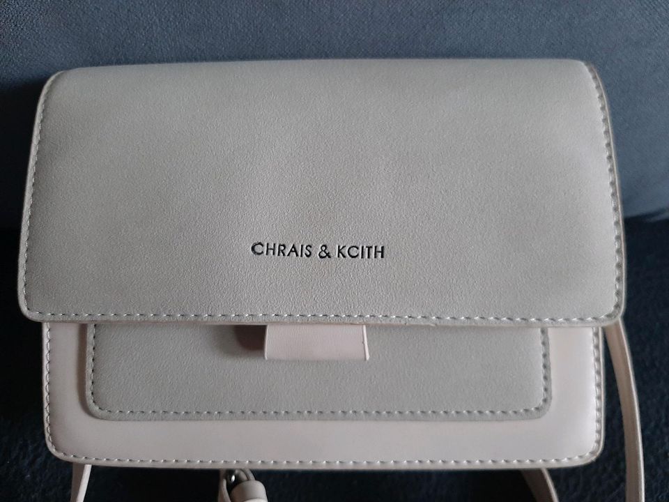 Damen Clutch Charis & Kcith in Duisburg