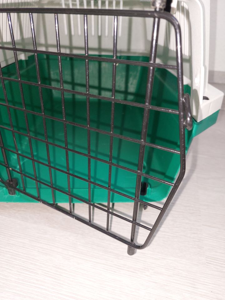 Große Katzen Transportbox Tragebox 57 x 36 x 30 cm in Weyhe