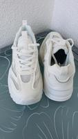 Weiße Turnschuhe Baden-Württemberg - Lörrach Vorschau