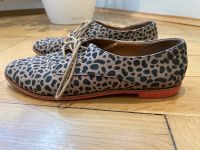 Wildlederschuhe Budapester Schnürrschuhe Leopard Gr. 39 pink top Altstadt-Lehel - München/Lehel Vorschau