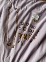 verschiedener Schmuck - Halsketten, Ohrringe, Ringe, Piercings Nürnberg (Mittelfr) - Mitte Vorschau