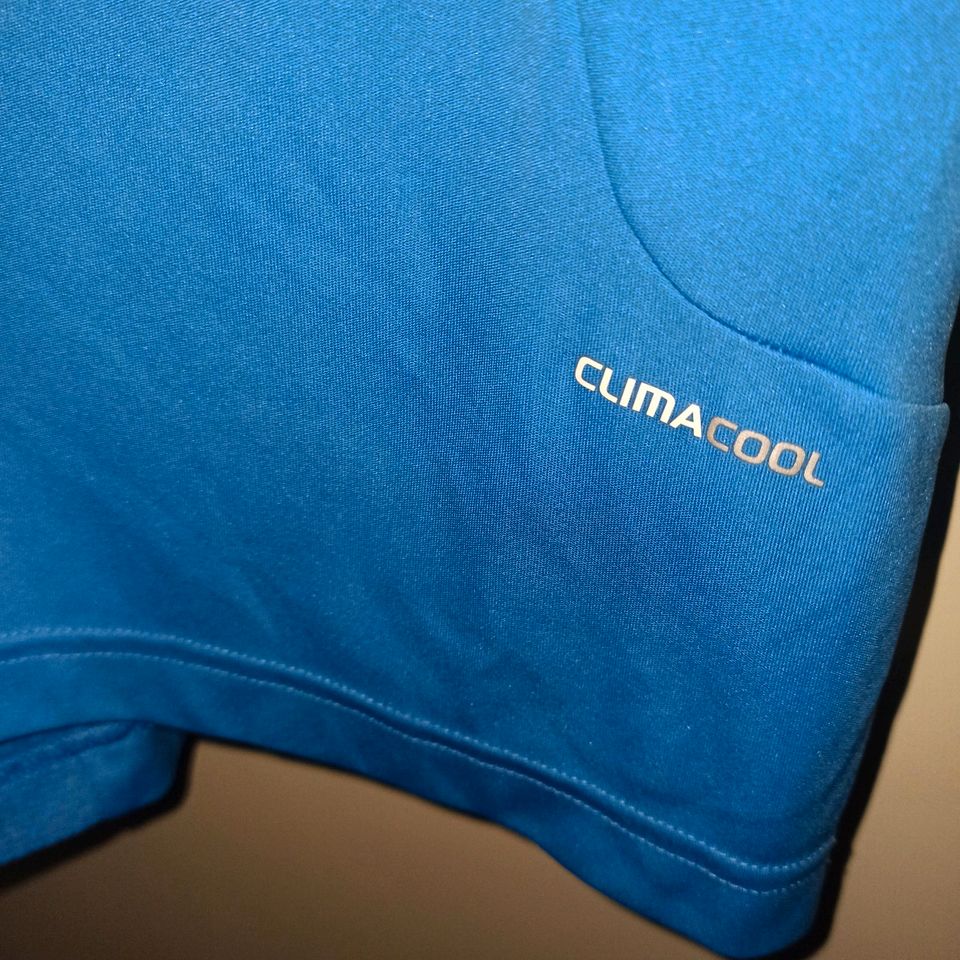 Adidas CLIMA COOL Shirts Gr. L in Uelzen