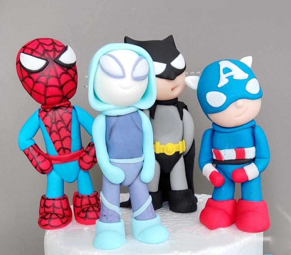 Deko Superhelden Batman Spider-Man Superhero Tortendeko Fondant in Waldsolms