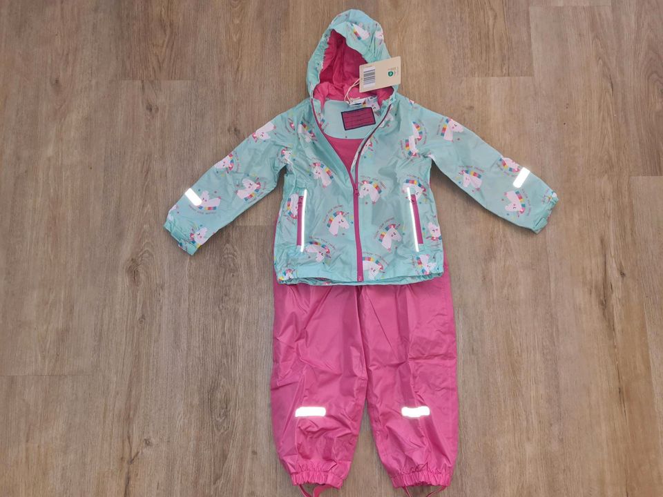 Regenkombi 98/104 Matschhose Regenjacke neu Einhorn Einhörner in Bergisch Gladbach