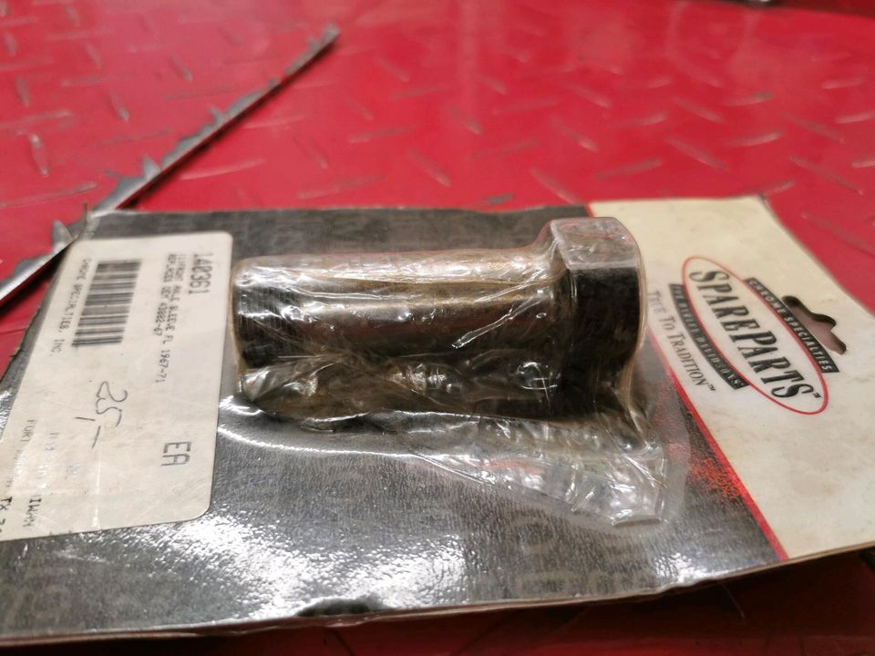 Harley Davidson Front Axle Sleeve NEW in Schönefeld