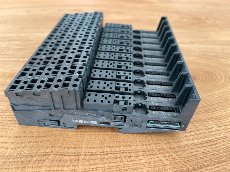 Siemens 6ES7 193-4CB30-0AA0 Terminalmodul in Au