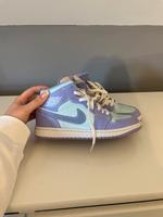 Nike Jordan (babyblau & mintlila) Bayern - Bamberg Vorschau
