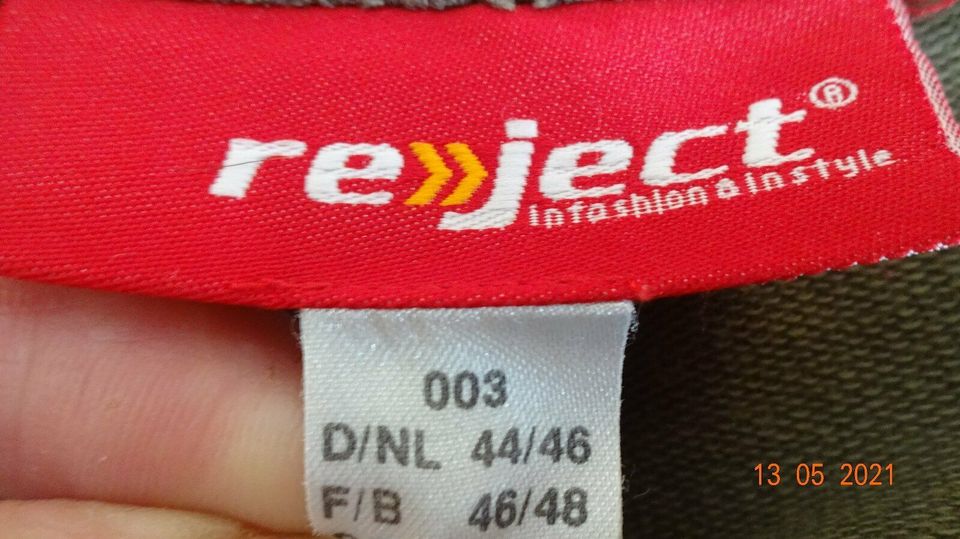 DAMEN SWEETJACKE VON "REJECT". GR.44-46. NEUWERTIG. in Neuenkirchen - Merzen