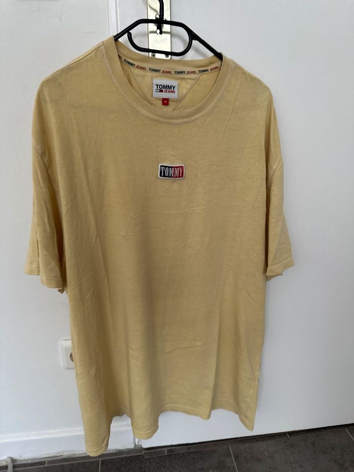 Tommy Hilfiger Tshirt Gr M in Duisburg