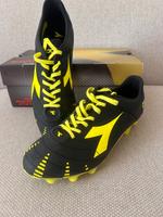 Diadora Fußballschuhe – Größe 41 – Top-Zustand Köln - Ehrenfeld Vorschau