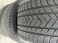 Satz 22 Zoll Winterreifen Pirelli 275/35R22 104V  DOT2920 Berlin - Zehlendorf Vorschau