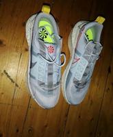 Nike Sneaker Impact 40,5 Schuhe Neu Hessen - Flörsheim am Main Vorschau