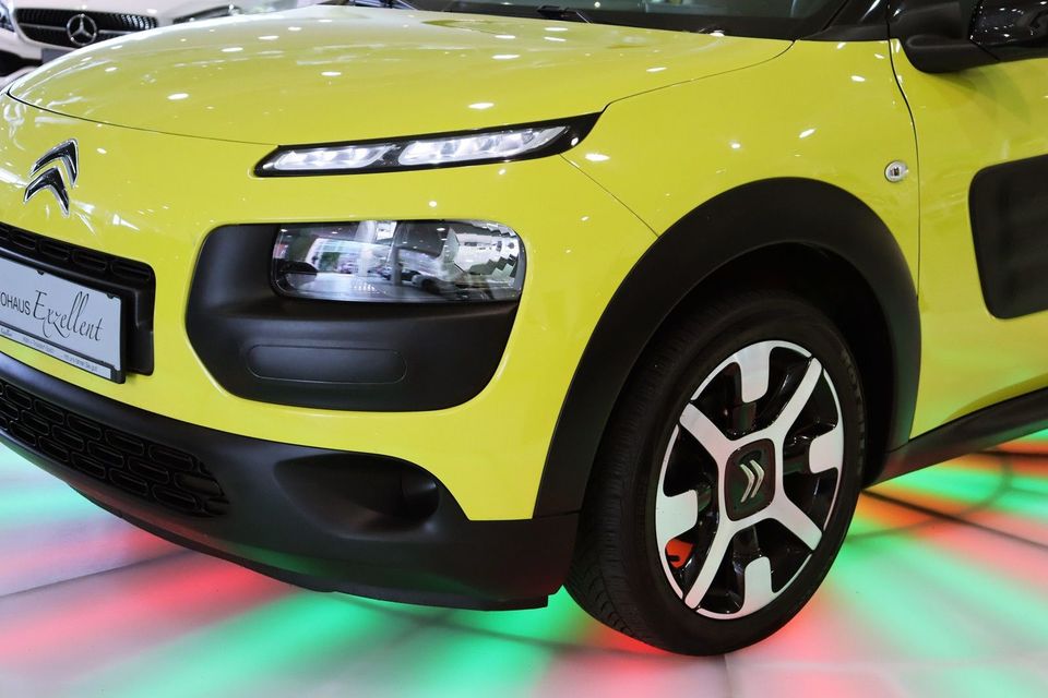 Citroën C4 Cactus Feel*LEDER*SHZ*ALU*KMERA*TEMPOMAT*MFL* in Troisdorf