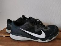 Nike Juniper Trail Cross Schuhe schwarz Größe 38 Brandenburg - Altlandsberg Vorschau