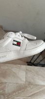 TOMMY HILFIGER RETRO BASKET SCHUHE GR. 40 Bayern - Mainaschaff Vorschau