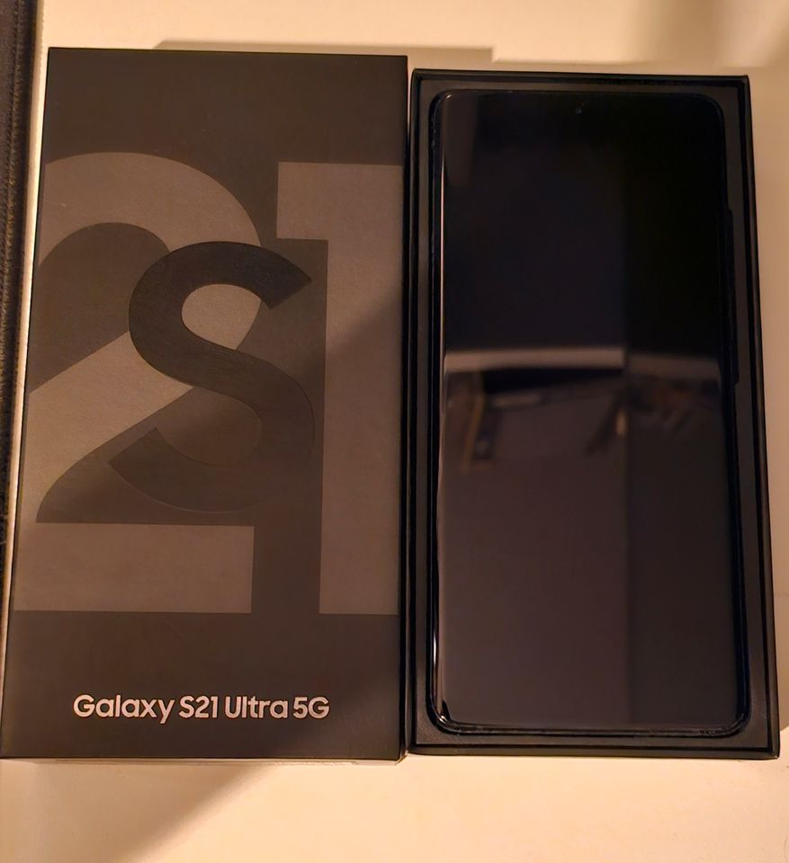 Galaxy S21 Ultra 5G Phantom Black in Lommatzsch