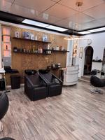 Friseur, gesucht in Damen oder Herren Neuhausen-Nymphenburg - Neuhausen Vorschau