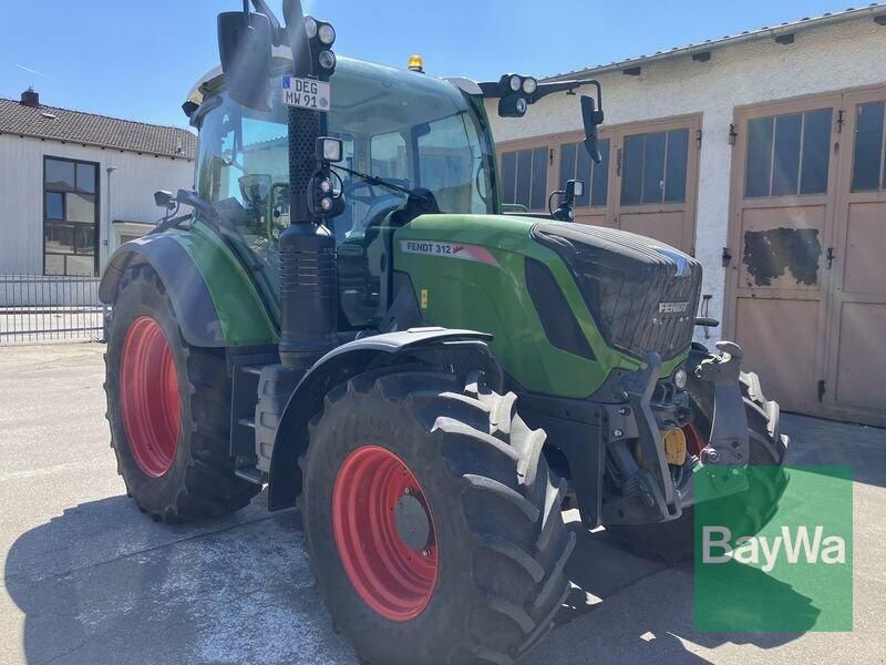 Fendt 312 VARIO S4 PROFI Traktor in Plattling