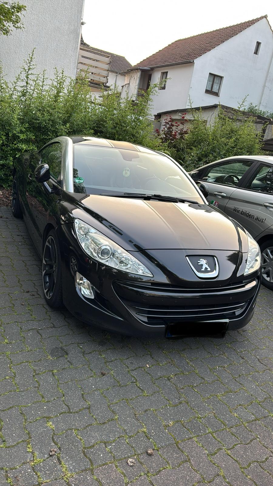 Abbildung des Autos Peugot RCZ Brownstone