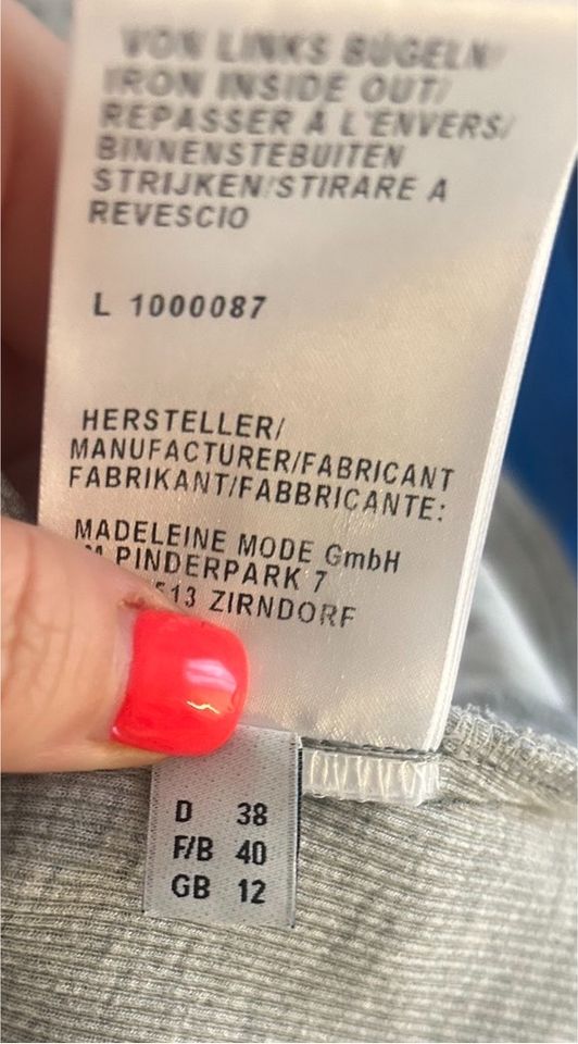 DAMEN / Blazer Jacket Jacke Madeleine grau silber weiß 38 in Köln