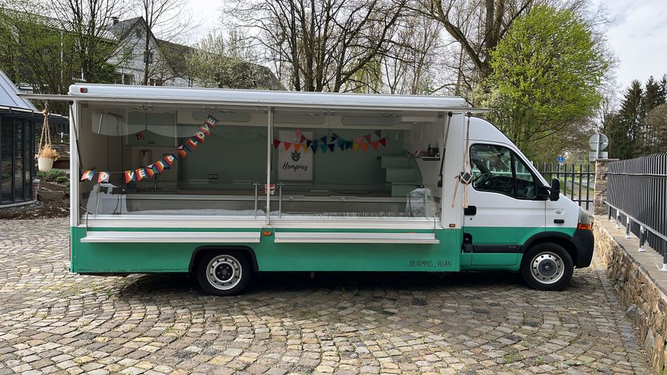 Foodtruck Imbisswagen Grillmobil Renault Master 2.5 CDI in Waldbröl